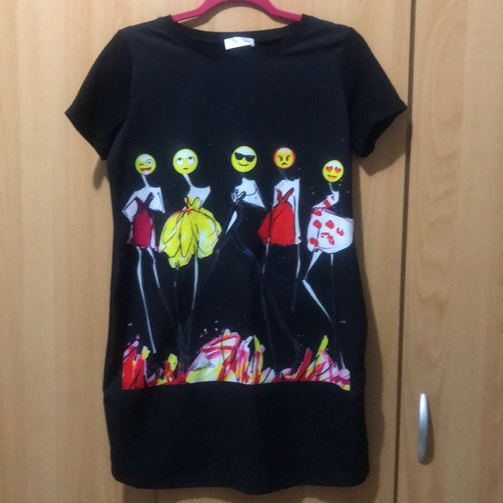 Jenny Secret Lady Emoji T-shirt dress